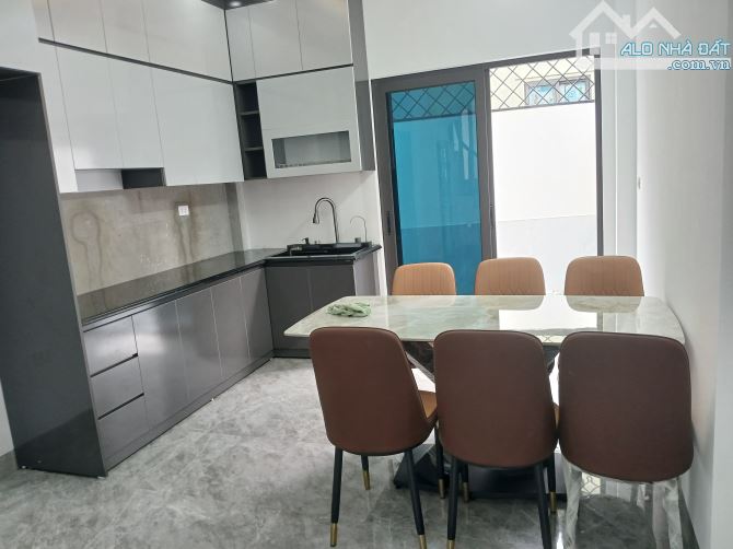 Bán nhà Tả Thanh Oai 44m 5 tầng, 6 phòng ngủ, hơn 5 tỷ