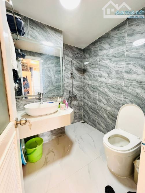Bán chung cư 3 ngủ đẹp trung tâm Đống Đa Nguyễn Chí Thanh - 11
