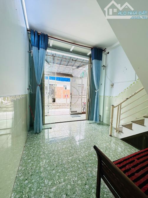 Bán nhà mê lỡ hẻm 3m đg thanh niên dt 33m2 ngang 3,4m giá 2ty350 hướng tây nam - 1