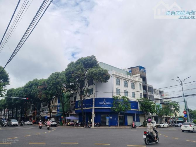 BÁN GÓC 2 MẶT TIỀN VIP VŨNG TÀU DT 182M2 ĐƯỜNG NAM KỲ KHỞI NGHĨA ĐANG CHO THUÊ 150 TRIỆU - 2