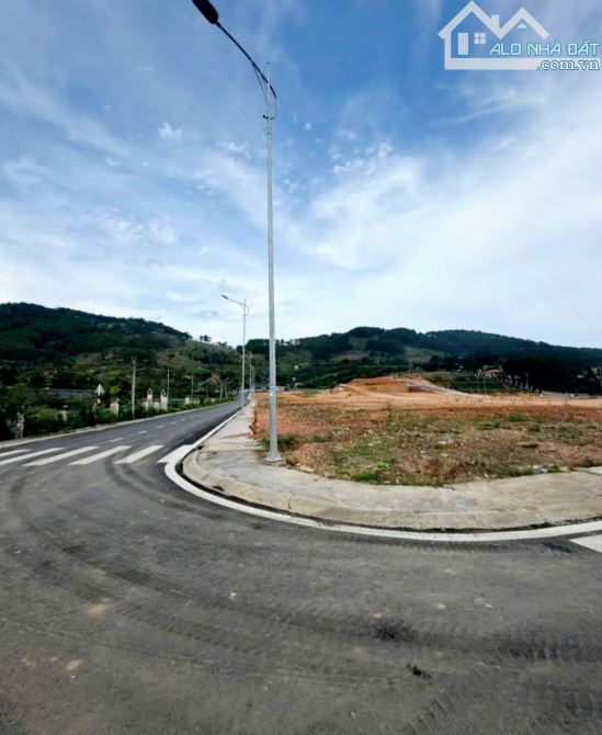 Bán lô đất View rừng thông 🌲🌲chân đèo Pren- Hiệp An Đức Trọng 🔥200m - 2 Tỷ 8 - 1