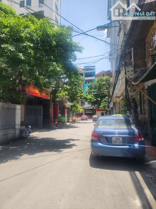 BÁN NHÀ PHAN ĐÌNH GIÓT . THANH XUÂN . Ô TÔ TRÁNH . GIÁ 32 TỶ MT 6,3 M . - 1