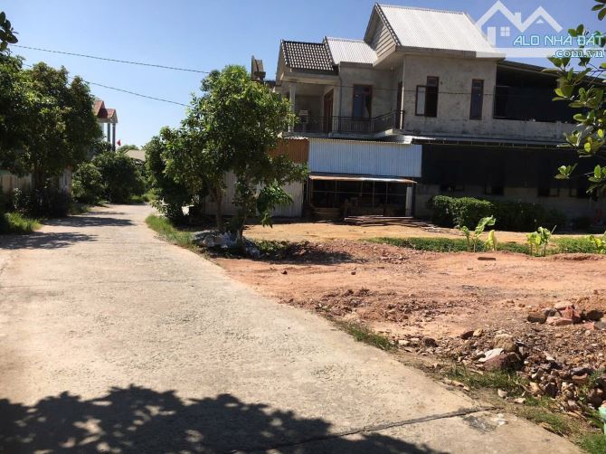 🍀 Xuất hiện lô đất bề ngang 10m khổ biệt thự gần 200m2 (full đất ở) xây dựng tự do - 1