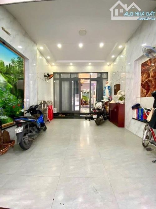 Nhà bán đường Cống lỡ. Q Tân bình. DTSD 93m2, 4 tầng , giá 15,5 tỷ - 1