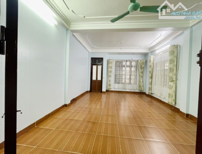 SIÊU PHẨM NHÀ ĐẸP XUÂN ĐỈNH – 57M², 3 MẶT THOÁNG – GIÁ NHỈNH 11 TỶ , 5 tầng, 4PN rộng - 1