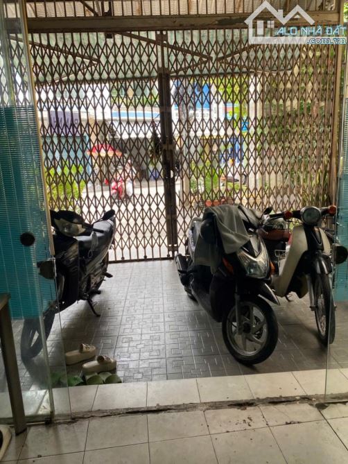 HXH 6m kinh doanh, đường QUANG TRUNG gần Ngã 6 Gò Vấp; NGANG 5.5m dài 23.5m một trục thẳng - 1