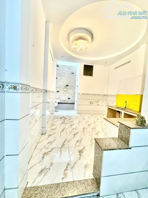 BÁN NHÀ LÊ VĂN QUỚI -NGAY NGÃ 4.4 XÃ -ĐƯỜNG 8M THÔNG -4x16 -3TẦNG BTCT -4PN -GIÁ 6.55TỶ TL - 1