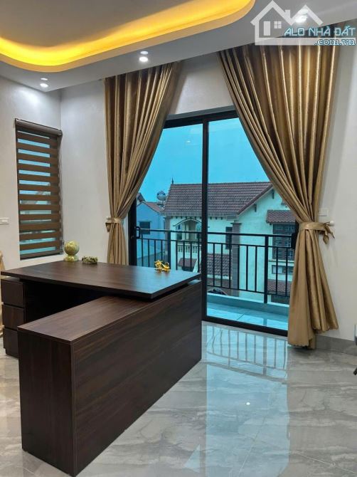 B.Á.N NHÀ ĐAN PHƯỢNG , Ô TÔ ĐỖ CỬA, GẦN VIN  , LÔ GÓC  THOÁNG, Ở RẤT SƯỚNG 46M2, 7 TỶ 4 - 1