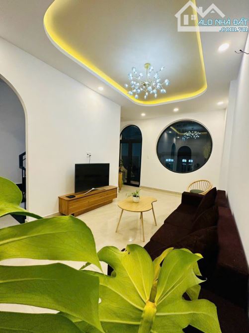 Bán nhà xe hơi trong sân đường Trần Phú - P3 - Đà Lạt. - 1