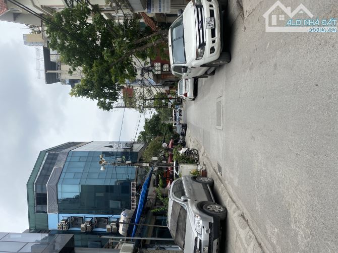 BÁN NHÀ PHÂN LÔ GIẢI PHÓNG- GIÁP BÁT 5 TẦNG Ô TÔ VÀO NHÀ 48 M GIÁ CHỈ 10.2 TỶ - 1