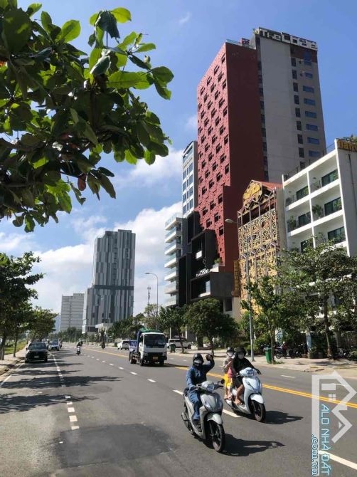SIÊU PHẨM TOÀ KHÁCH SẠN 3 SAO MẶT BIỂN VÕ NGUYÊN GIÁP NỐI DÀI 70 PHÒNG GIÁ 128 TỶ - 1