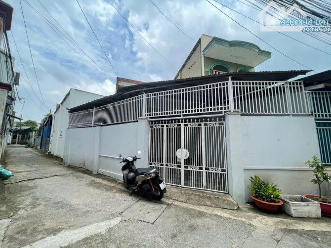 Bán Nhà Cấp 4, hẻm đối diện Uỷ Ban Phường An Bình, cách đường Trần Quốc Toản vào 150M - 1