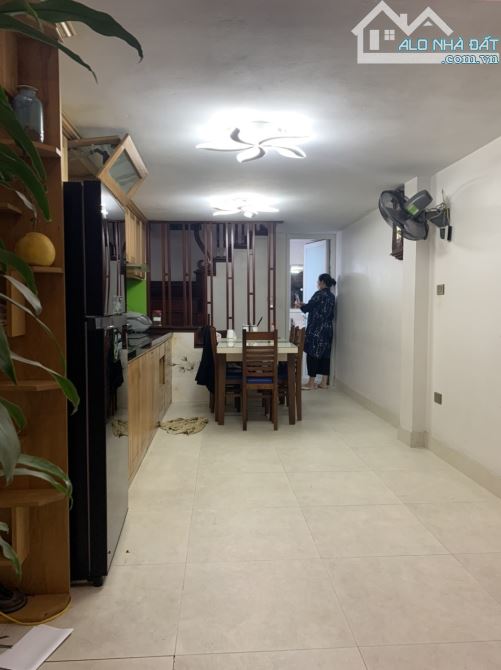 Siêu phẩm Văn Phú ,Hà Đông ,50m2 nhà 4T chắc chắn ,30m ra đường ô tô đỗ Giá 7.85 Tỷ - 1