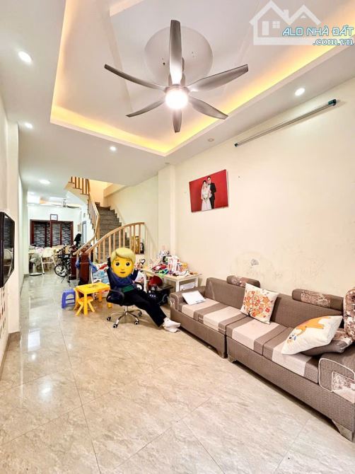 Bán nhà Ngọc Hồi lô góc 45m 4 t ngõ nông ngay TT Thanh Trì tiện ích sẵn  5.75 tỷ - 1
