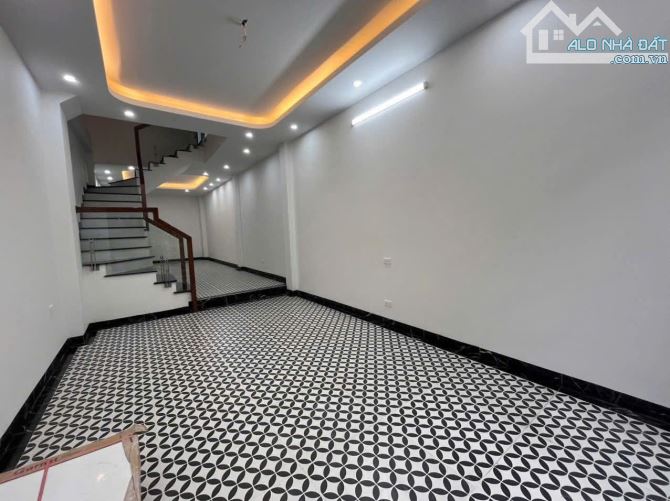 SIÊU PHẨM ĐƯỜNG QUYẾT THẮNG(YÊN NGHĨA)HÀ ĐÔNG,P.LÔ Ô TÔ VÀO NHÀ KD,52MX5T,GIÁ 8,9 TỶ - 1