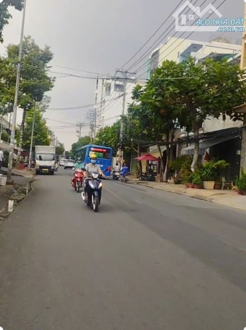 Bán nhà CĂN GÓC 2 MT Trần Văn Kiểu, F.10, Q.6 -DÒNG TIỀN SẴN-ngang khủng 7m - chỉ 20.5 tỷ - 1