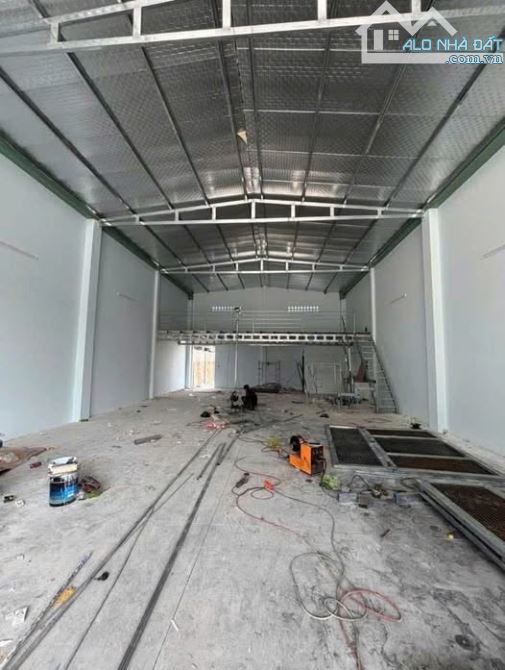 Kho 400m2 Quốc Lộ 1A_Ngay Trạm Thu Phí_ P BHH - 1