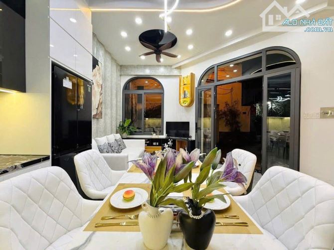 Nhà Mới Full Nội Thất  - Hẻm Xe THông Thống Nhất - Diện DTSD 90m2 - 3 Tầng Giá 5Tỷ - 1