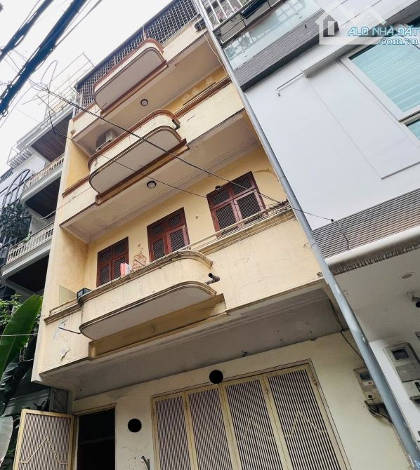 Bán nhà Nguyễn Chí Thanh Đống Đa. Sổ vuông 48m, 3 tầng MT4m2 Giá 15 tỷ Ngõ ô tô tránh - 1