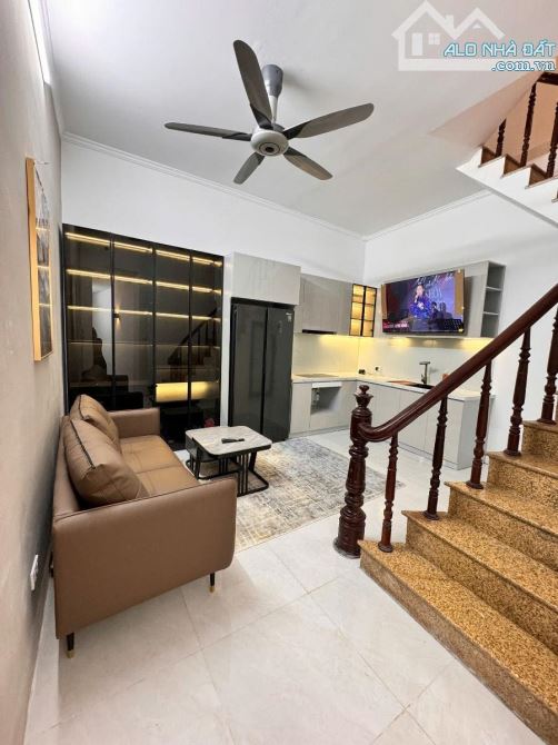 NGÕ CHIẾN THẮNG–KHÂM THIÊN–CÁCH PHỐ 60M–NHÀ 33M²–4 TẦNG ĐẸP–6.29 TỶ–SỔ ĐỎ CC - 15