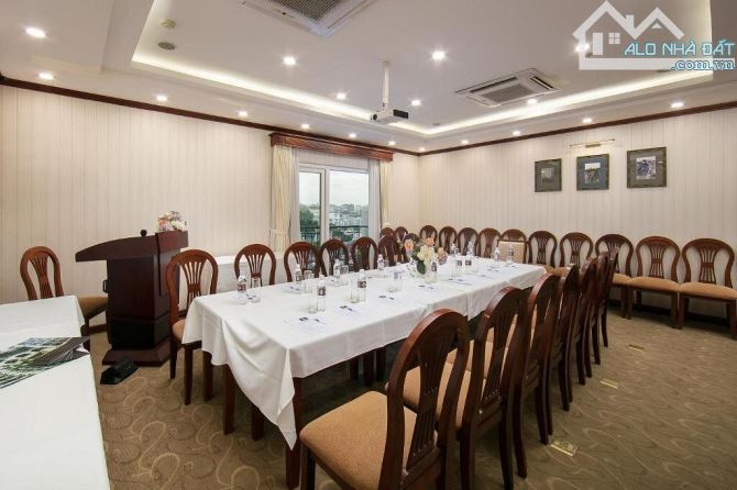 Bán tòa nhà Khách sạn MP Hai Bà Trưng 340m2 x 10 Tầng x mặt tiền 14.2m, giá đầu tư 850 tỷ