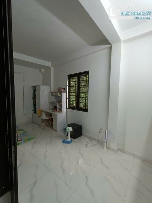 SIÊU PHẨM  NHÀ 3 TẦNG LÔ GÓC, 3 MẶT THOÁNG  KHU TDC HỒ ĐÁ SỞ DẦU HỒNG BÀNG GIÁ CHỈ 3,2 TỶ - 2
