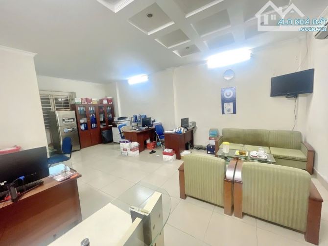 Siêu Vị Trí! Nhà ngang 5.5m ngay Mê Linh p.19 Bình Thạnh, 5.5x18m, 3 Tầng, ngay Sở Thú - 2