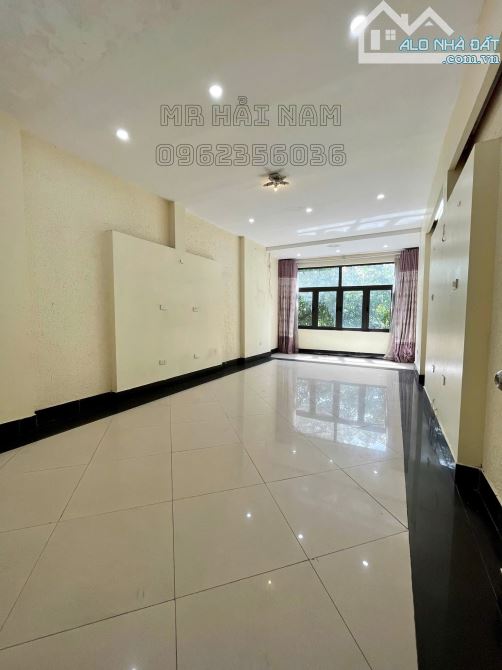 GIÁ RẺ VÔ ĐỊCH OTO ĐỖ CỬA NHÀ XÂY KIÊN CỐ DT 48M2 - HÀNG TUYỂN DƯƠNG VĂN BÉ GIÁ 8,7 TỶ CTL - 2