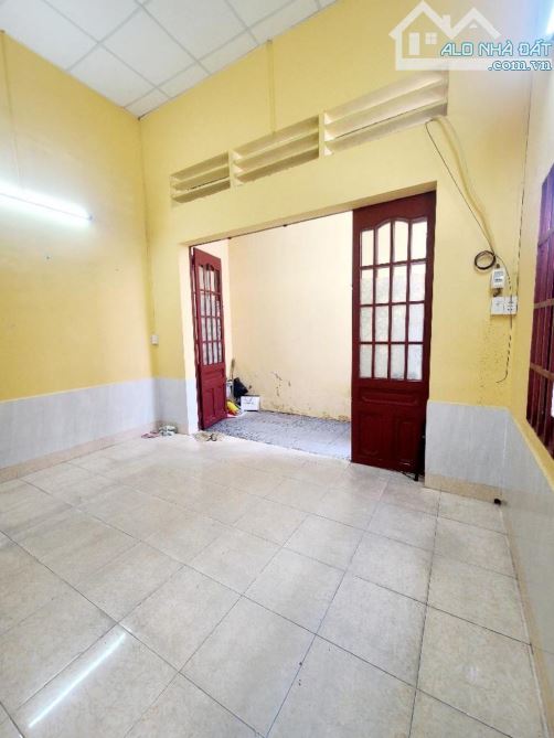 Bán nhà Phạm Đăng Giảng, Bình Tân gần Tân Kỳ Tân Quý, Tân Phú 40m2 - 4x10 , chỉ hơn 2 tỷ. - 2