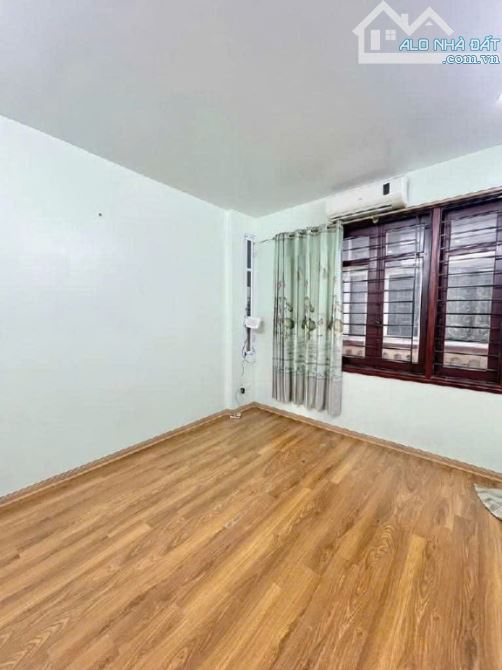 CẦN BÁN GẤP NHÀ VĂN QUÁN - HÀ ĐÔNG - GIẢM SÂU - THƯƠNG LƯỢNG NHIỀU - Ô TÔ ĐỖ CỬA - 2