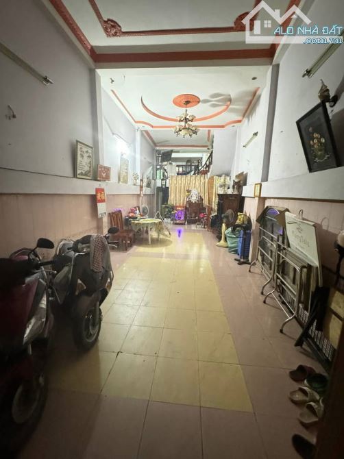 BÁN NHÀ MẶT TIỀN QUẬN 7, 4 TẦNG, 5x27M, NGAY KHU HIMLAM, TRẦN XUÂN SOẠN, CHỈ 18 TỶ. - 2