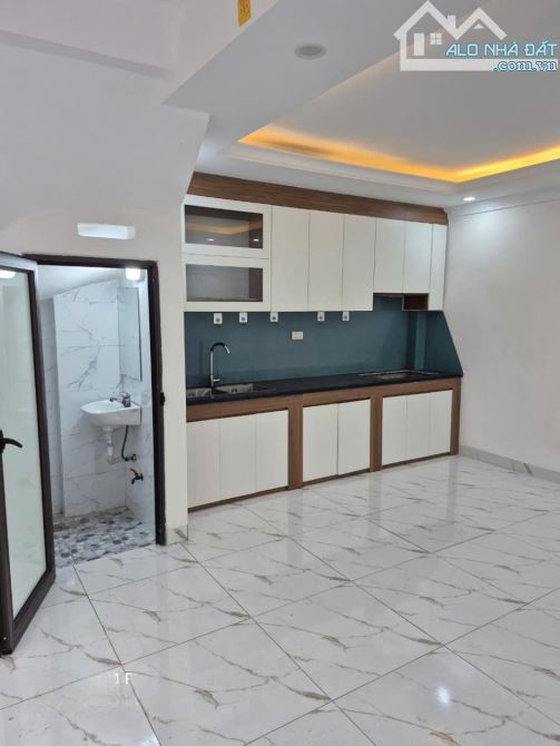 Bán nhà Vĩnh Quỳnh 55m 4 t mới koong cách 1 nhà ô tô dừng đỗ tiện ích bạt ngàn 5.95 tỷ - 2