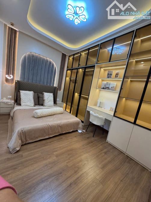 BÁN NHÀ TRUNG TÂM MAI ĐỘNG,20M RA PHỐ, Ô TÔ DỪNG ĐỖ, Ở LUÔN, 46M2 GIÁ CHỈ 9.X TỶ - 2