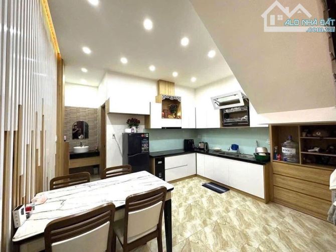 CHỈ 7. x tỷ - KIM NGƯU - LÔ GÓC - 46m - NỘI THẤT GIÁ TRỊ MÊ - 2