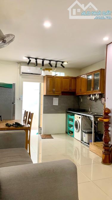 Bán Nhà Nở Hậu Cực Đẹp, 1 trệt 1 lầu, Giếng Trời, gần cầu Chữ Y - Nguyễn Thị Tần Quận 8 - 2