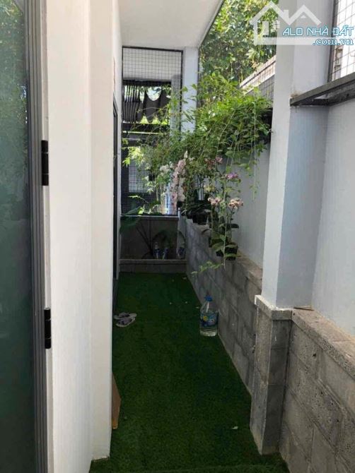 NHÀ ĐẸP PHỐ BIỂN MỸ KHÊ – VÀO Ở KHAI THÁC NGAY – DT KHỦNG 117M2– ĐI BỘ TẮM BIỂN. - 2