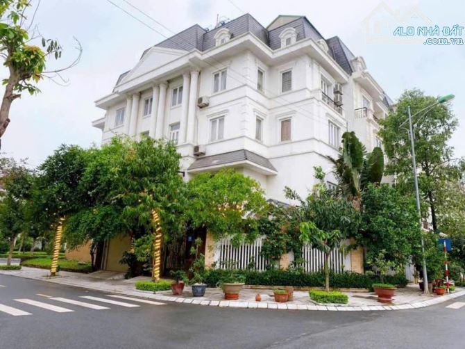 Bán biệt thự khu đô thị lideco Trạm Trôi.. Hoài Đức. Giá chỉ 28 tỷ. Nhà đẹp full nội thất - 2