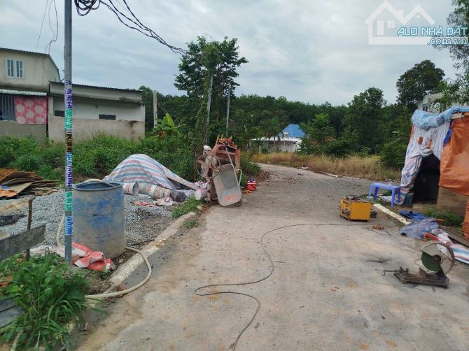 TP Bến Cát- 100m2- Ngang 5m- 1,5 tỷ- Sổ hồng riêng - 2