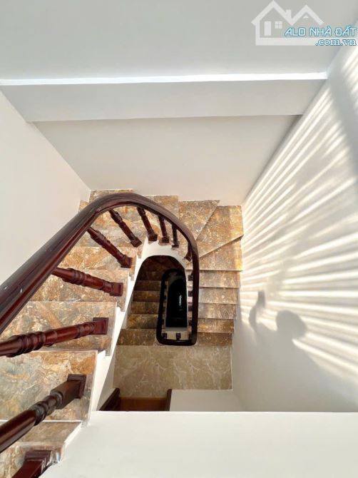 KHÂM THIÊN - 40M - 5 tầng – chỉ 7,65 tỷ - 3