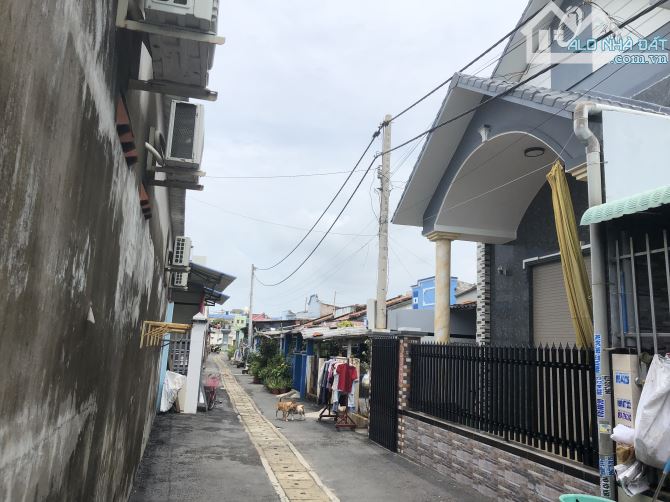 Nhà mái thái đẹp đi bộ ra biển 100m-tt Phước Hải- dt 78m2- ngang 7m nở hậu, giá 3ty5 - 3