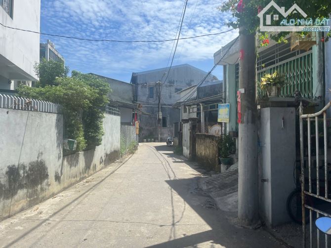 CẦN BÁNLÔ ĐẤT KIỆT 1 HOÀNG QUỐC VIỆT,TP HUẾ-DT:102 M,7 x14.5 , KIỆT 4.5 M:GIÁ: 2.2 TỶ - 3