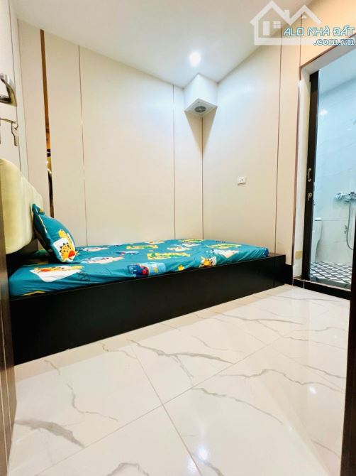 BÁN CĂN HỘ TẬP THỂ ĐẸP – KHU NHÀ HÁT TUỒNG VIỆT NAM – 3PN RIÊNG BIỆT - SỔ TO 47m2 - 3