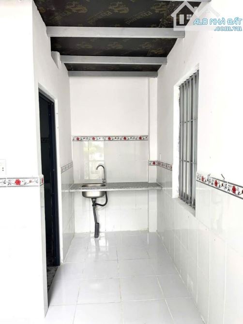 Bán gấp căn nhà đường Dương Quảng Hàm – Hẻm xe hơi tận cửa, lợi nhuận 60 triệu/năm từ 4 că - 3