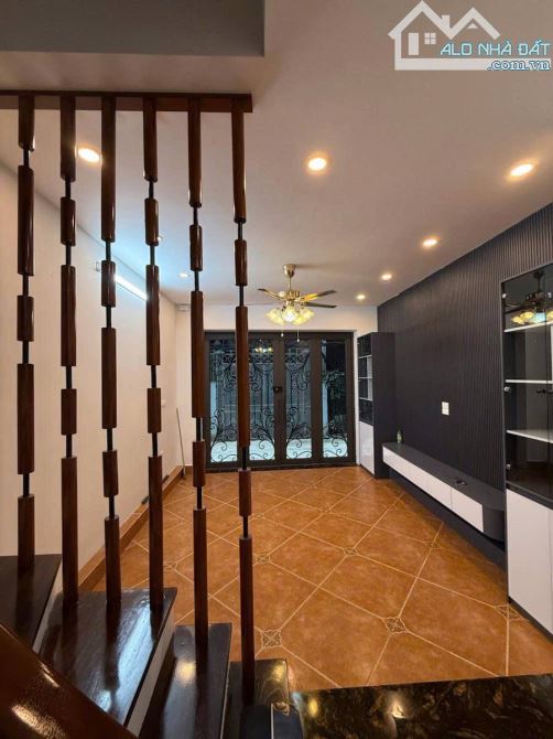 BÁN NHÀ NGÕ 381 NGUYỄN KHANG, CẦU GIẤY, HÀ NỘI. Ô TÔ ĐỖ CỬA. GIÁ 10.8 TỶ. DIỆN TÍCH 32M2 - 3