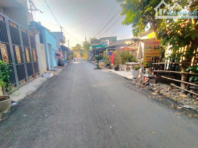 Nhà gần chợ Đông Hòa, phường Đông Hòa, TP Dĩ An. 4 tỷ - 3