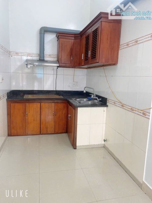 Bán nhà dân 3 tầng ngã 5 kiến an, ô tô tránh nhau - 3