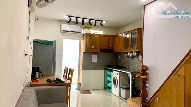 Bán Nhà Nở Hậu Cực Đẹp, 1 trệt 1 lầu, Giếng Trời, gần cầu Chữ Y - Nguyễn Thị Tần Quận 8 - 3