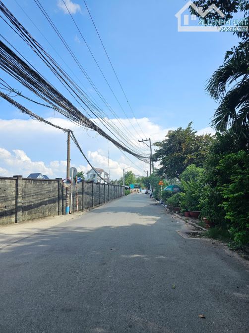 100ty đất lớn 5000m2 43.8x114m2,  2MT đường nhựa, rẻ sổ hồng riêng, p.Bình Chuẩn, - 4