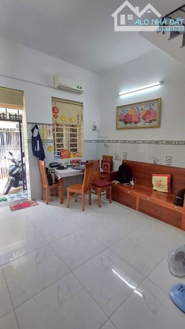 Bán nhà đẹp 32m2, Thống Nhất, P16, Gò Vấp, SHR vuông, nhỉnh 3 tỷ - 4