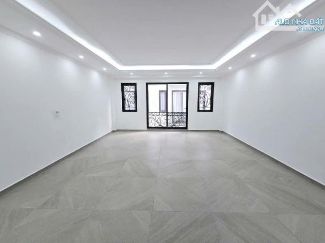 Cho thuê building Phan Văn Trường, Cầu Giấy, 545M , 8 Tầng thang máy, 95tr/ tháng. - 4